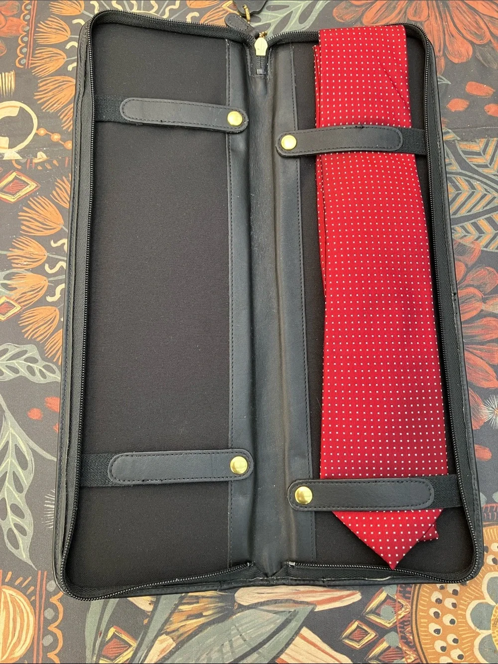 Vintage Coach Black Leather Mens Tie Travel case